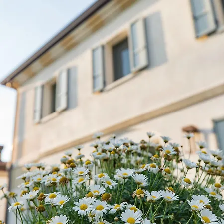 Saranto, Maison Du Charme - La Tua Oasi In Emilia Vendégház 3*