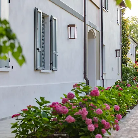 Gasthuis Saranto, Maison Du Charme - La Tua Oasi In Emilia